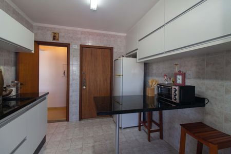 Apartamento à venda com 90m², 2 quartos e 1 vagaCozinha