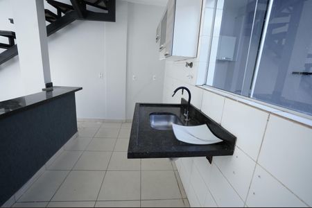 Casa de condomínio para alugar com 79m², 3 quartos e 1 vaga