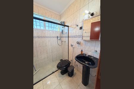 Casa à venda com 284m², 5 quartos e 5 vagasBanheiro da Suíte