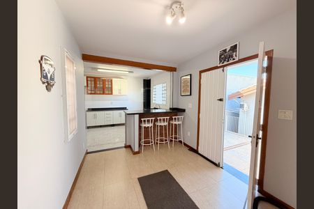 Casa à venda com 284m², 5 quartos e 5 vagasSala - Casa 2