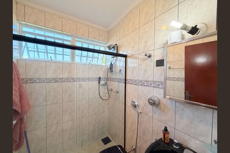 Casa à venda com 284m², 5 quartos e 5 vagasBanheiro da Suíte