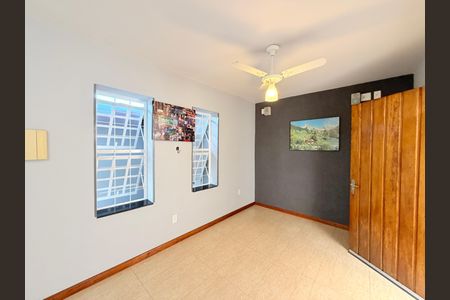 Casa à venda com 284m², 5 quartos e 5 vagasSala - Casa 2