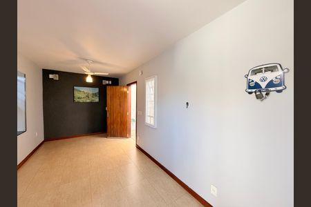 Casa à venda com 284m², 5 quartos e 5 vagasSala - Casa 2