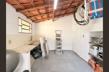 Casa à venda com 284m², 5 quartos e 5 vagasÁrea de Serviço- Casa 2