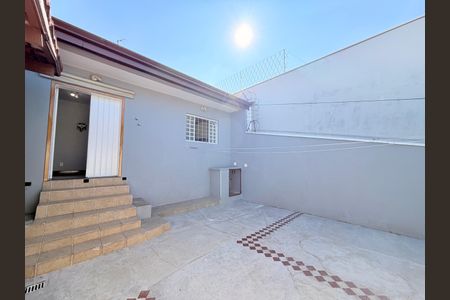 Casa à venda com 284m², 5 quartos e 5 vagasQuintal