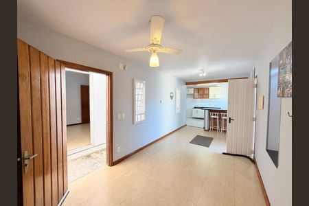 Casa à venda com 284m², 5 quartos e 5 vagasSala - Casa 2