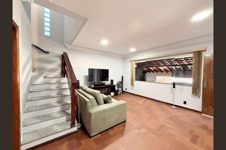 Sala de casa à venda com 5 quartos, 284m² em Vila Bandeirantes, Jundiaí