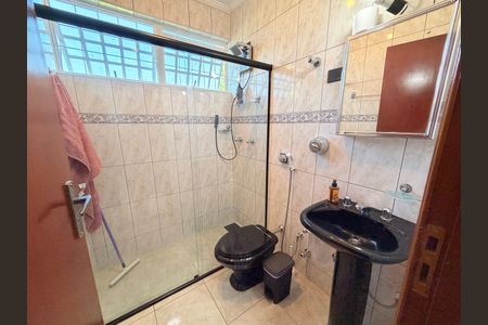 Casa à venda com 284m², 5 quartos e 5 vagasBanheiro da Suíte
