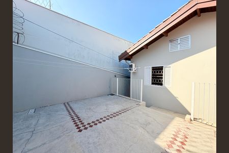 Casa à venda com 284m², 5 quartos e 5 vagasQuintal