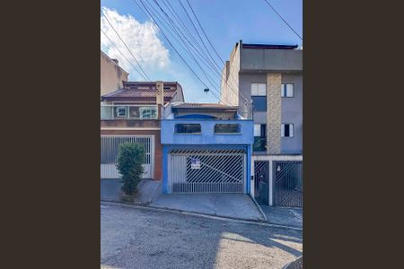 Casa para alugar com 179m², 3 quartos e 2 vagasFachada