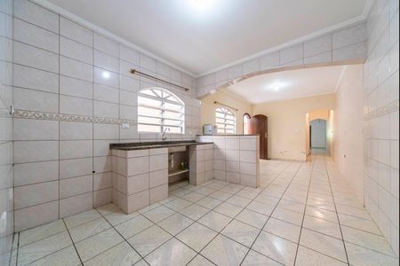 Casa para alugar com 179m², 3 quartos e 2 vagasCozinha 