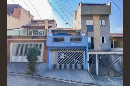 Casa para alugar com 179m², 3 quartos e 2 vagasFachada
