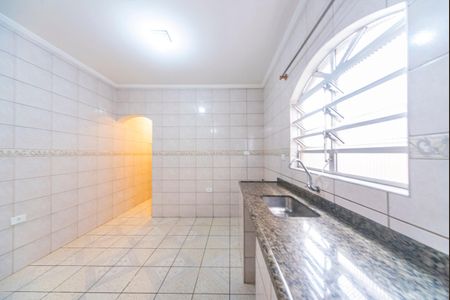 Casa para alugar com 179m², 3 quartos e 2 vagasCozinha 