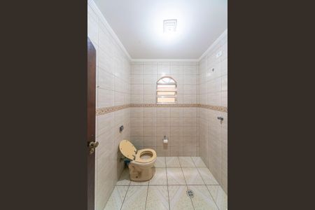 Casa para alugar com 179m², 3 quartos e 2 vagasBanheiro 1