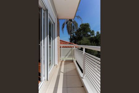 Casa à venda com 412m², 3 quartos e 4 vagasVaranda da suíte 1