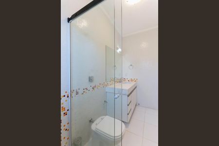 Casa à venda com 412m², 3 quartos e 4 vagasBanheiro da suíte 2