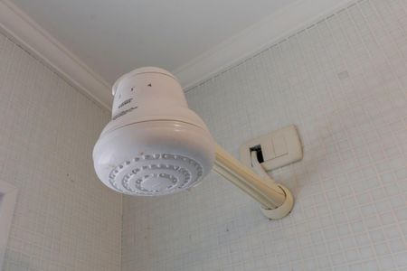 Casa à venda com 412m², 3 quartos e 4 vagasBanheiro da suíte 2