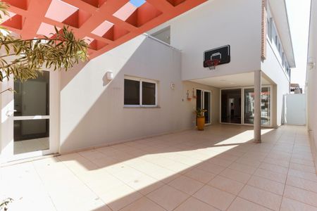 Casa à venda com 412m², 3 quartos e 4 vagasQuintal e churrasqueira