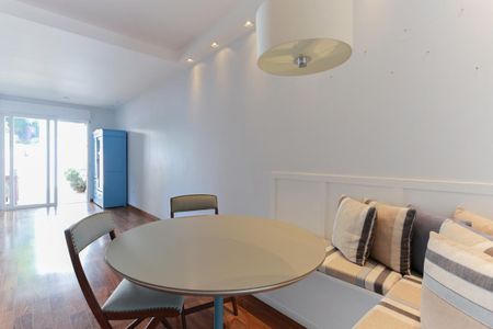 Casa à venda com 412m², 3 quartos e 4 vagasSala de TV