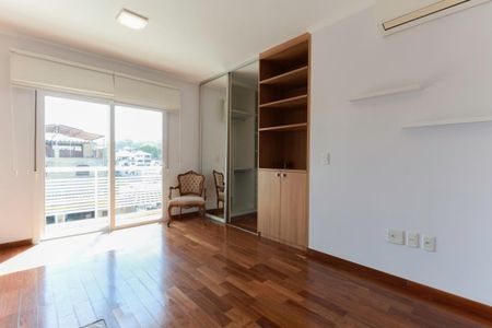 Casa à venda com 412m², 3 quartos e 4 vagasSuíte 1