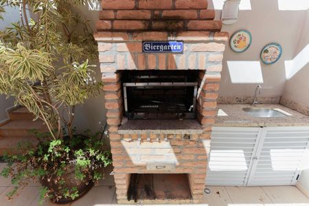 Casa à venda com 412m², 3 quartos e 4 vagasQuintal e churrasqueira