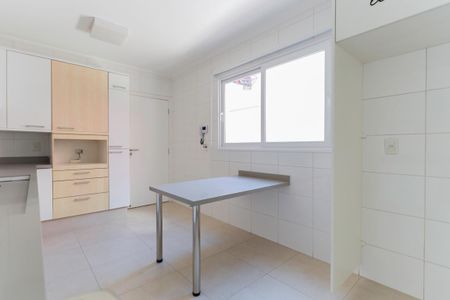 Casa à venda com 412m², 3 quartos e 4 vagasCozinha