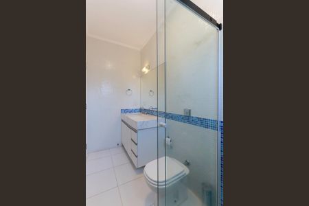 Casa à venda com 412m², 3 quartos e 4 vagasBanheiro da suíte 3