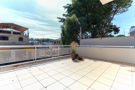 Casa à venda com 412m², 3 quartos e 4 vagasVaranda da sala