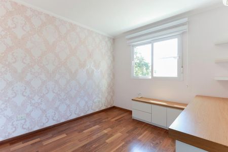 Casa à venda com 412m², 3 quartos e 4 vagasSuíte 2