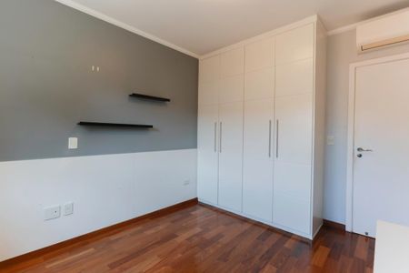 Casa à venda com 412m², 3 quartos e 4 vagasSuíte 3
