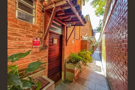 Casa para alugar com 190m², 3 quartos e 1 vaga