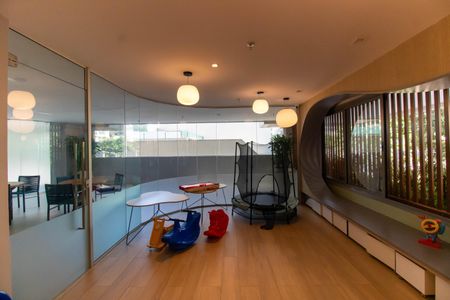 Apartamento à venda com 130m², 4 quartos e 2 vagas Apartamento à venda com 130m², 4 quartos e 2 vagasÁrea comum