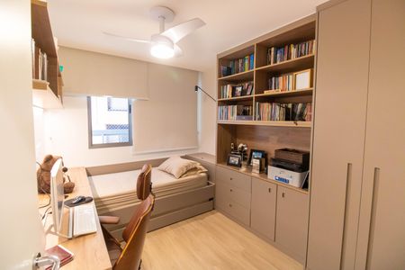 Apartamento à venda com 130m², 4 quartos e 2 vagas Apartamento à venda com 130m², 4 quartos e 2 vagasQuarto