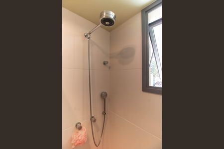 Apartamento à venda com 130m², 4 quartos e 2 vagas Apartamento à venda com 130m², 4 quartos e 2 vagasBanheiro das Suítes 1 e 2