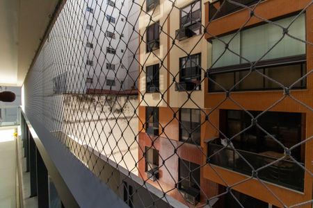 Apartamento à venda com 130m², 4 quartos e 2 vagas Apartamento à venda com 130m², 4 quartos e 2 vagasVista da Sala