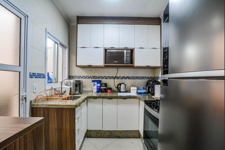 Apartamento à venda com 56m², 2 quartos e 1 vaga Apartamento à venda com 56m², 2 quartos e 1 vagaCozinha