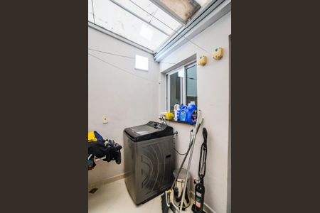 Apartamento à venda com 56m², 2 quartos e 1 vaga Apartamento à venda com 56m², 2 quartos e 1 vagaÁrea de Serviço