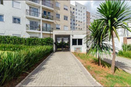 Apartamento à venda com 42m², 2 quartos e sem vaga Apartamento à venda com 42m², 2 quartos e sem vagaFachada