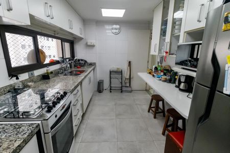 Apartamento à venda com 109m², 3 quartos e 2 vagas Apartamento à venda com 109m², 3 quartos e 2 vagasCozinha - Armários