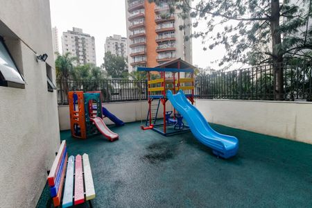 Apartamento à venda com 109m², 3 quartos e 2 vagasÁrea comum - Playground