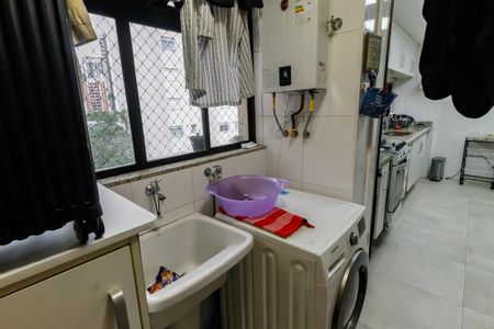 Apartamento à venda com 109m², 3 quartos e 2 vagas Apartamento à venda com 109m², 3 quartos e 2 vagasÁrea de Serviço