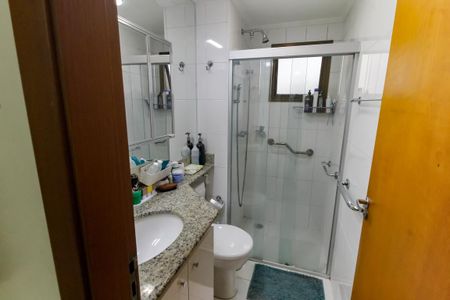 Apartamento à venda com 109m², 3 quartos e 2 vagasBanheiro da Suíte
