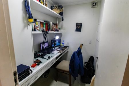 Apartamento à venda com 109m², 3 quartos e 2 vagasEscritório