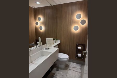 Apartamento para alugar com 160m², 3 quartos e 4 vagas Apartamento para alugar com 160m², 3 quartos e 4 vagasBanheiro