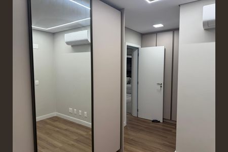 Apartamento para alugar com 160m², 3 quartos e 4 vagas Apartamento para alugar com 160m², 3 quartos e 4 vagasQuarto