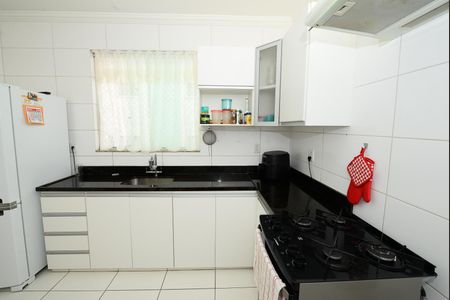 Apartamento à venda com 66m², 2 quartos e 1 vaga Apartamento à venda com 66m², 2 quartos e 1 vagaCozinha