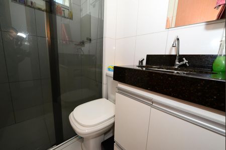 Apartamento à venda com 66m², 2 quartos e 1 vaga Apartamento à venda com 66m², 2 quartos e 1 vagaBanheiro