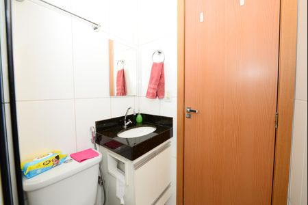 Apartamento à venda com 66m², 2 quartos e 1 vaga Apartamento à venda com 66m², 2 quartos e 1 vagaBanheiro