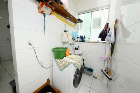 Apartamento à venda com 66m², 2 quartos e 1 vaga Apartamento à venda com 66m², 2 quartos e 1 vagaÁrea de Serviço