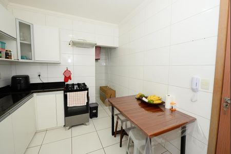 Apartamento à venda com 66m², 2 quartos e 1 vaga Apartamento à venda com 66m², 2 quartos e 1 vagaCozinha